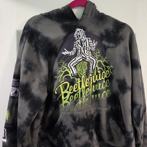 MISSING CORD- Hot Topic Beetlejuice Icons Wash Girls Crop Hoodie- Size 0X - Picture 5 of 10